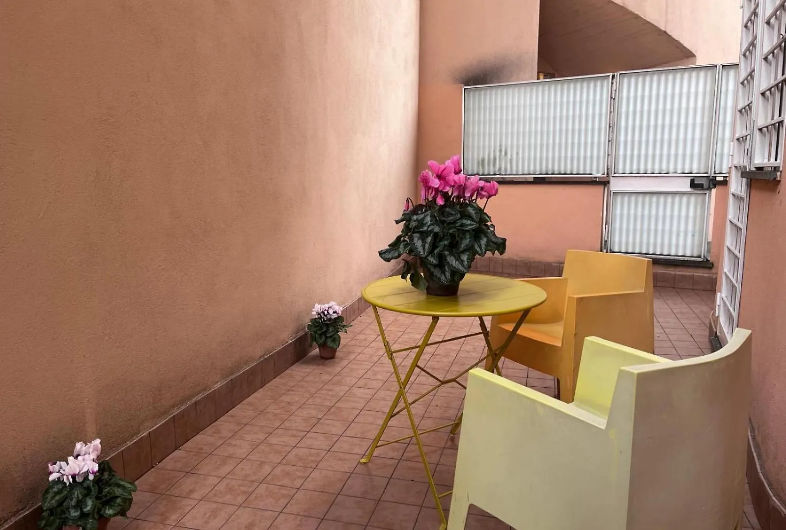 Sweet Home Cavalese, Cortina D'Ampezzo, Universita Cattolica, Gemelli Rome Apartment
